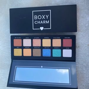 Boxy Charm hello Charmer !‎ Shimmer pressed eyeshadow palette new in box